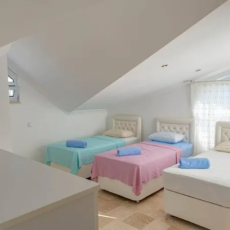 Crystal Water Deniz Saray 2- Villa