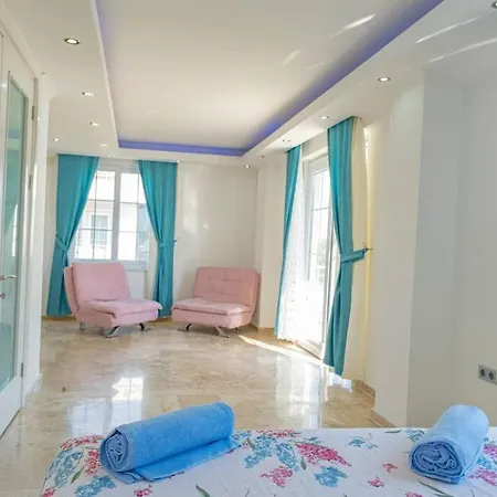 Crystal Water Deniz Saray 2- Villa *